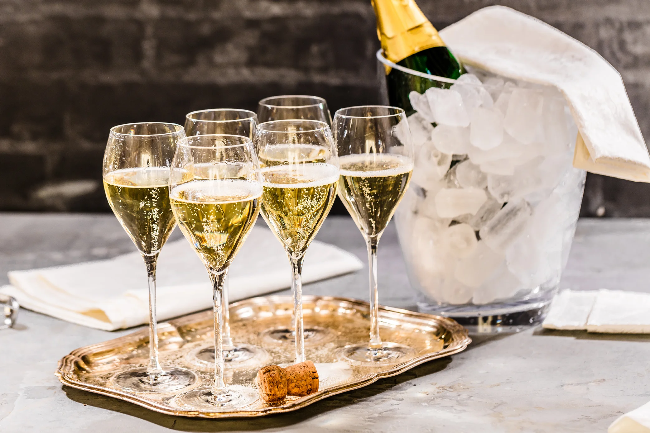 Champagne Flutes & Saucers